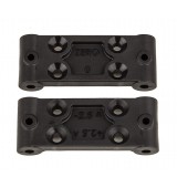 RC10B6.4 plastový Bulkhead, 0° a 2,5, 1 + 1 ks.