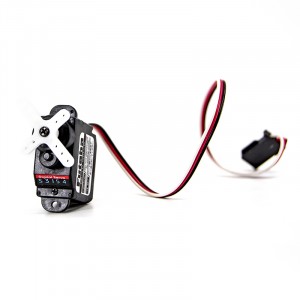 Futaba S3154 (1,7kg 0,09s/60°)